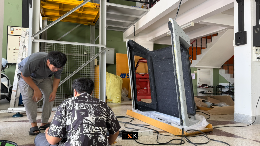 โครงหลังคารถชิ้นจริงที่ลูกค้าส่งเข้ามาสแกน 3D ที่โรงงาน TKK3D